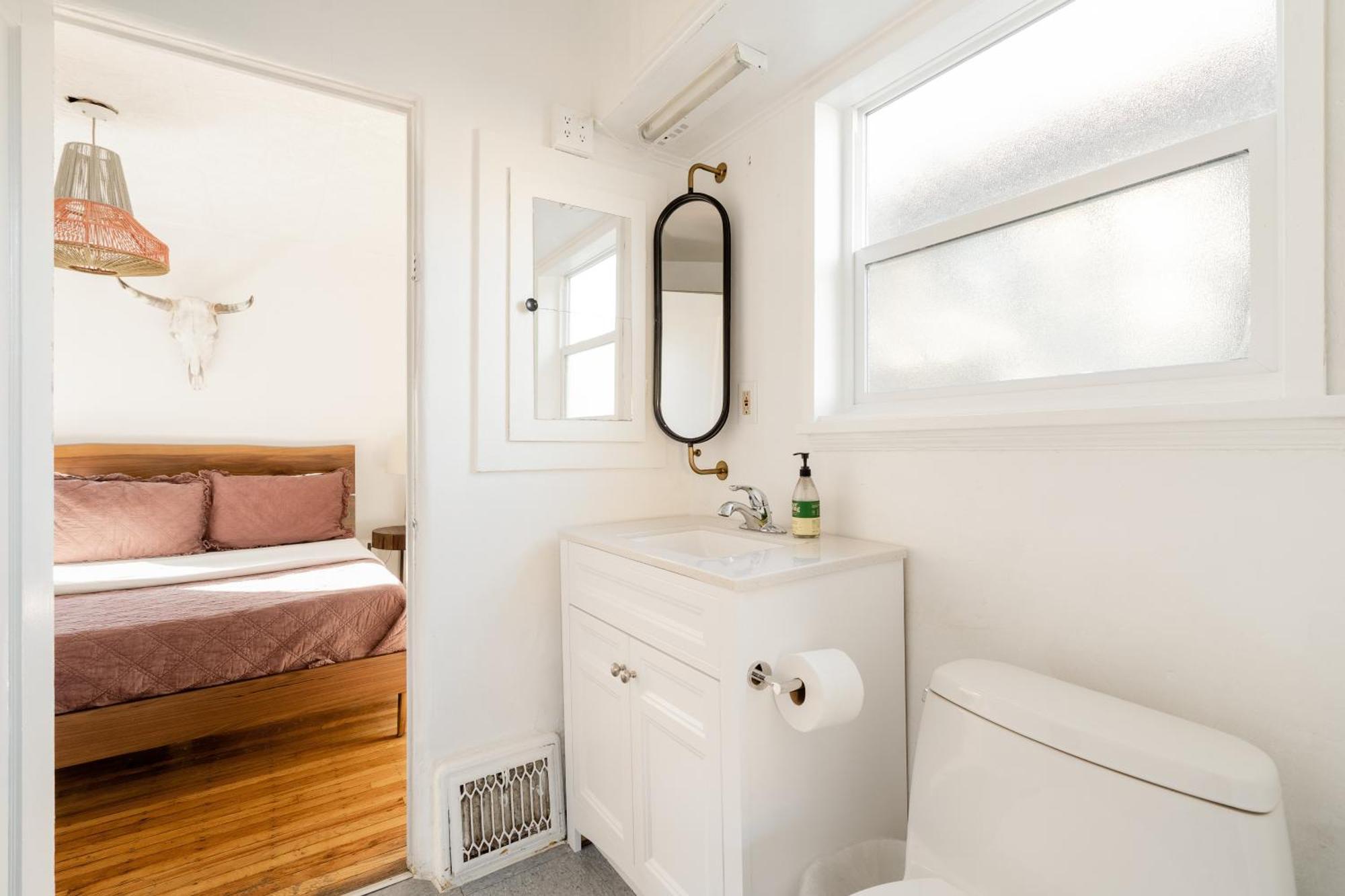 Holiday home Collection - Sedona Vibes In Pdx- Walk To Local Shops & Coffee