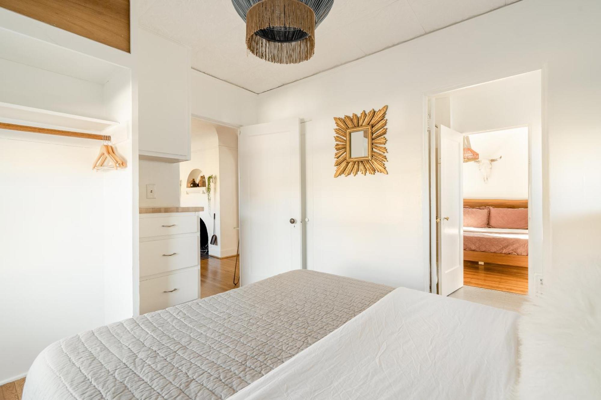 Collection - Sedona Vibes In Pdx- Walk To Local Shops & Coffee Holiday home Portland